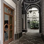 Elegant At Chiaia By Wonderful Italy