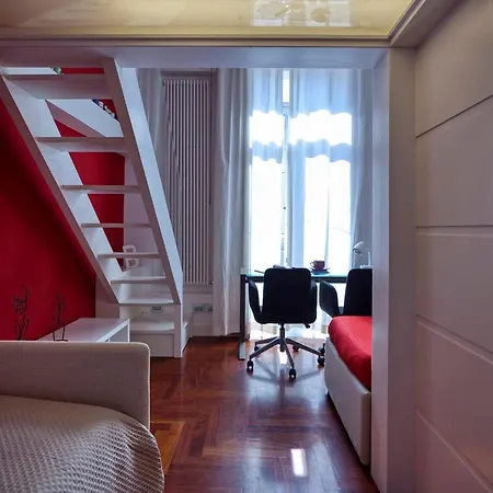 Apartment Elegant At Chiaia By Wonderful Italy *